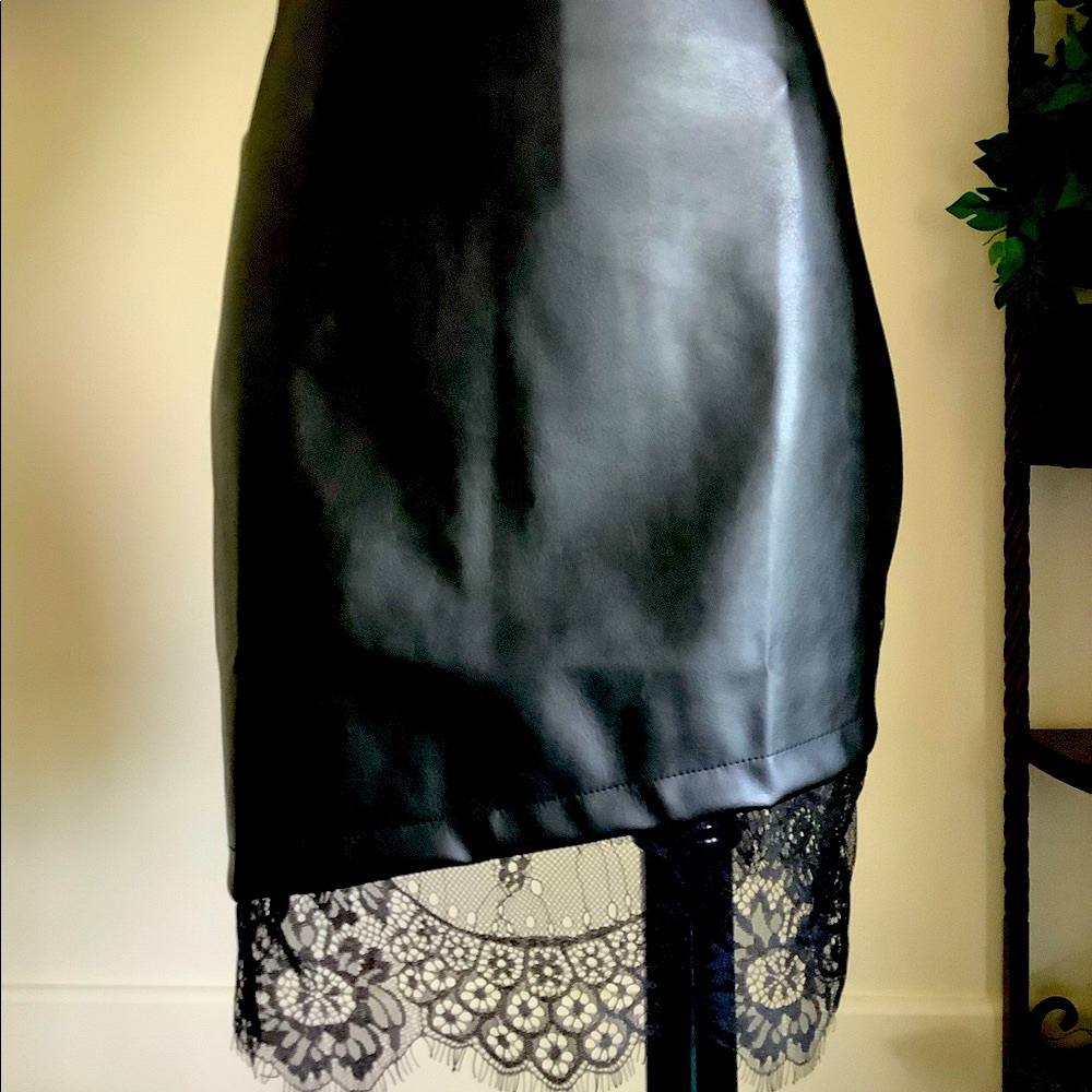 High waist Pleather skirt - Picture 2 of 10